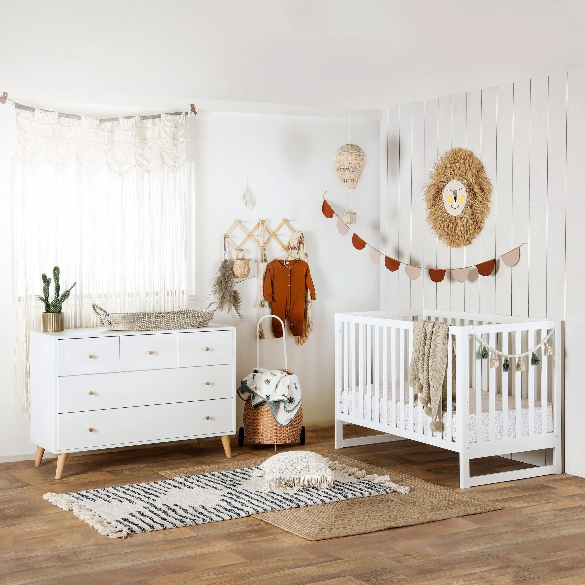 Austin 3-in-1 Convertible Crib - Image 13