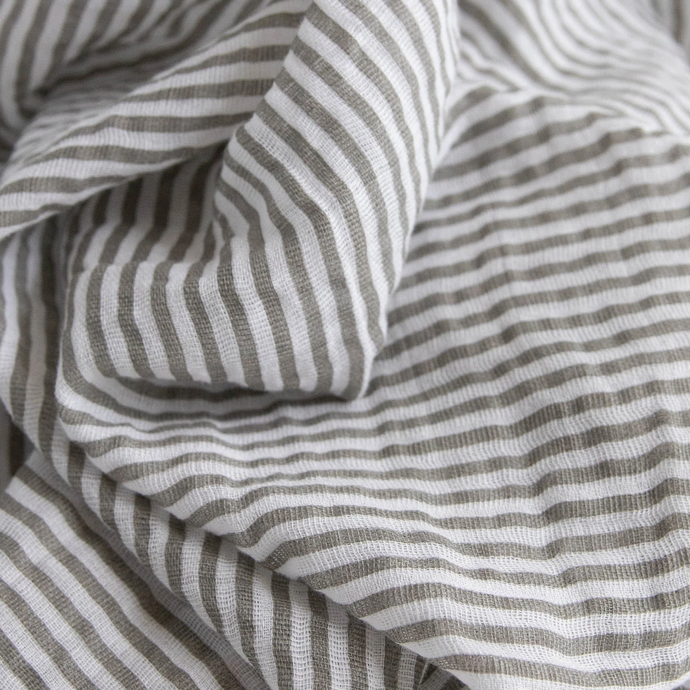 Cotton Muslin Swaddle Blanket 3 Pack - Watercolor Roses - Image 6